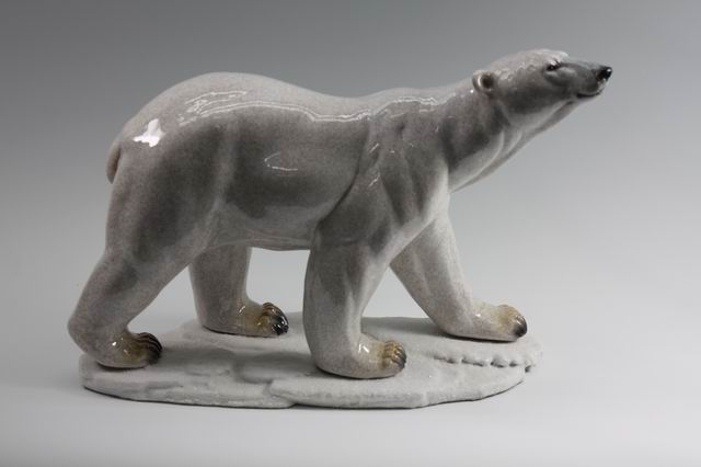 Polyresin Polar Bear