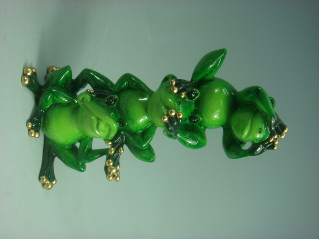 Three No Evil Frogs Polyresin